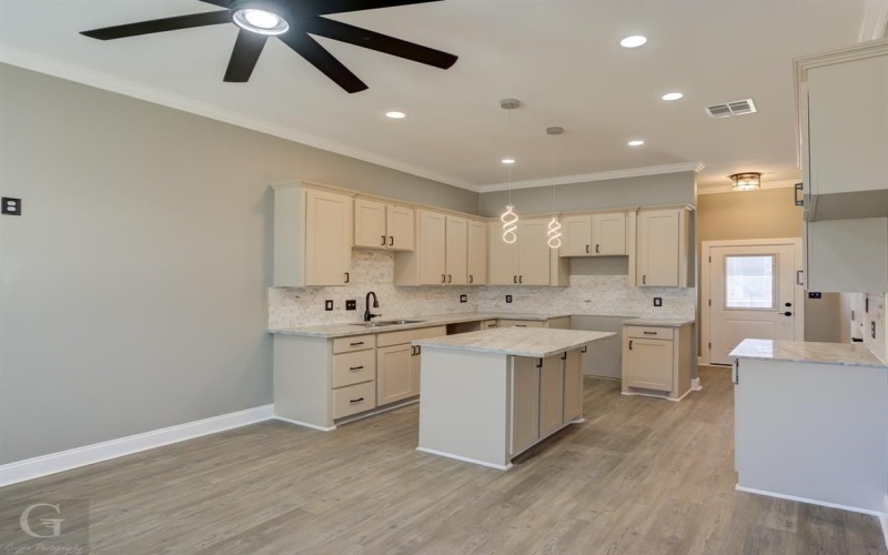 9446 Ferrara Drive, Shreveport, LA 71118, 3 Bedrooms Bedrooms, ,3 BathroomsBathrooms,Residential,For Sale,9446 Ferrara Drive,20851704