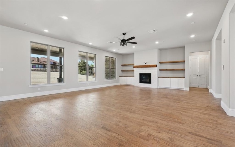309 Stoney Creek Boulevard, Sunnyvale, TX 75182, 5 Habitaciones Habitaciones , ,5 BañosBaños,Residential,En Venta,309 Stoney Creek Boulevard,20851913