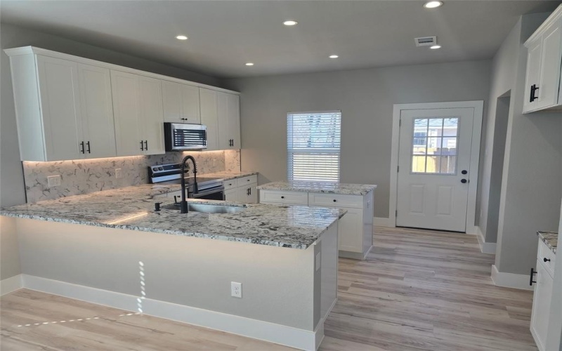 102 Jarrett Street, Waxahachie, TX 75165, 3 Bedrooms Bedrooms, ,2 BathroomsBathrooms,Residential,For Sale,102 Jarrett Street,20854252