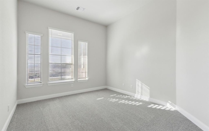 1020 Desert Rose Lane, Crowley, TX 76036, 4 Bedrooms Bedrooms, ,5 BathroomsBathrooms,Residential,For Sale,1020 Desert Rose Lane,20854271
