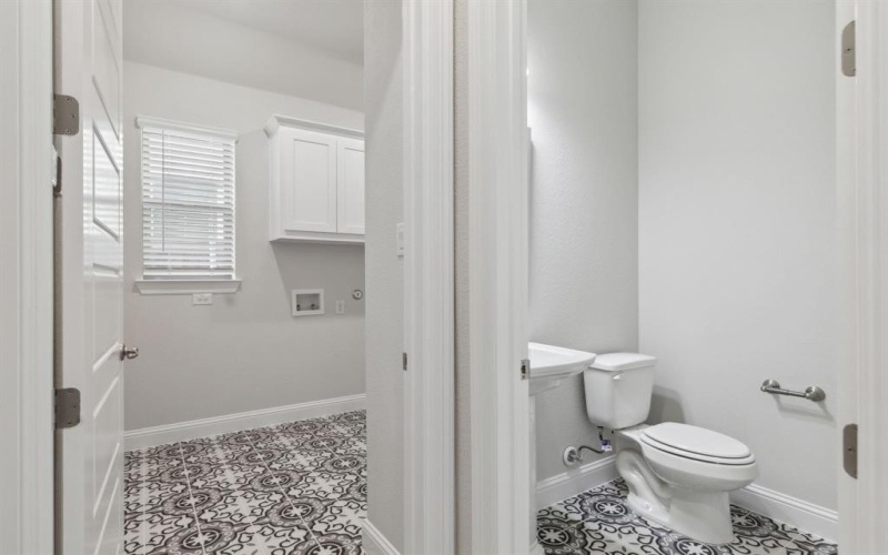 1020 Desert Rose Lane, Crowley, TX 76036, 4 Bedrooms Bedrooms, ,5 BathroomsBathrooms,Residential,For Sale,1020 Desert Rose Lane,20854271