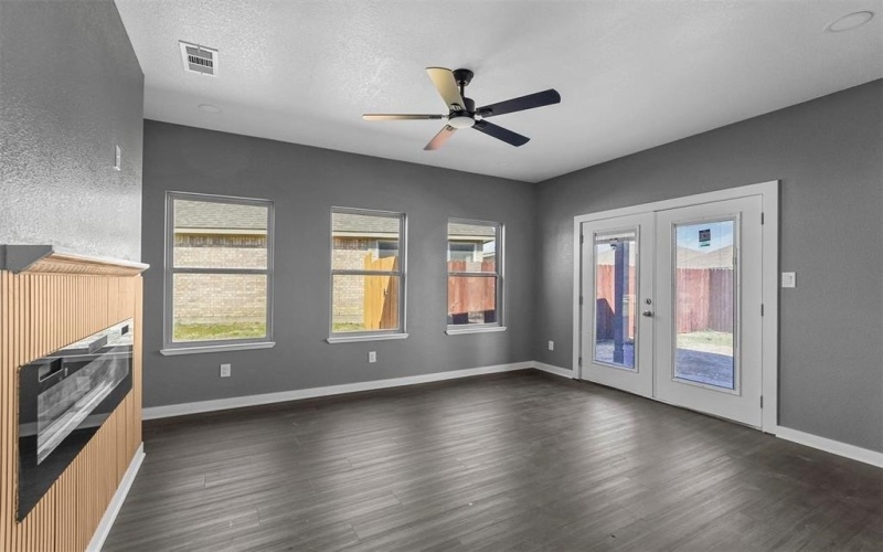 2025 Meadow Park Drive, Princeton, TX 75407, 4 Habitaciones Habitaciones , ,3 BañosBaños,Residential,En Venta,2025 Meadow Park Drive,20852080