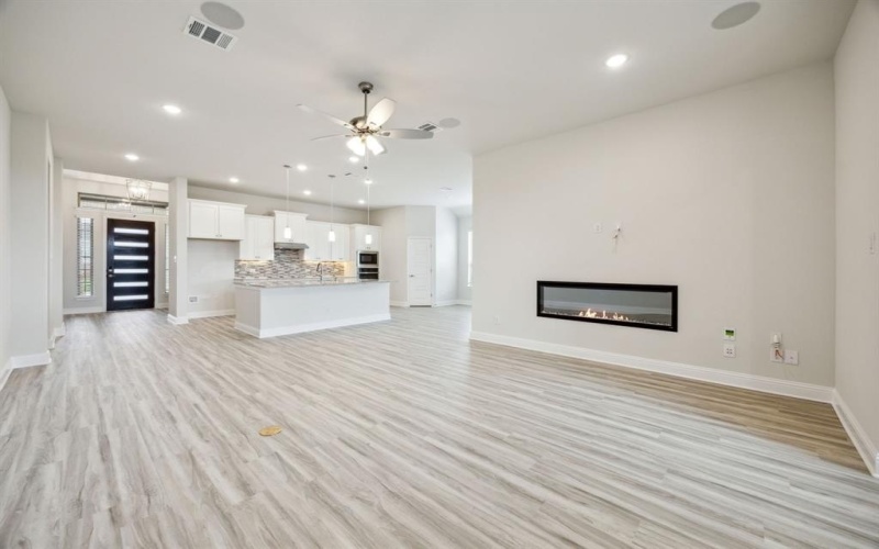 4613 Holly Fern Trail, Fort Worth, TX 76036, 4 Bedrooms Bedrooms, ,3 BathroomsBathrooms,Residential,For Sale,4613 Holly Fern Trail,20854307