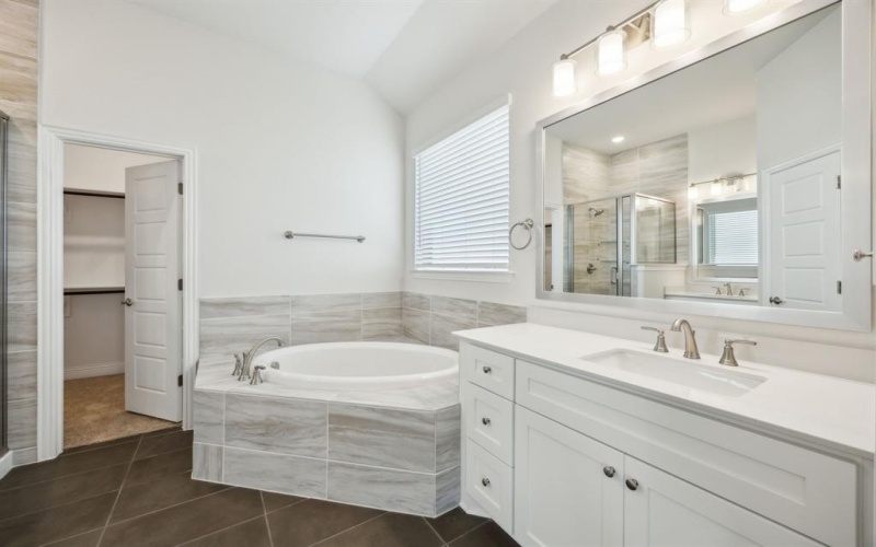 4613 Holly Fern Trail, Fort Worth, TX 76036, 4 Bedrooms Bedrooms, ,3 BathroomsBathrooms,Residential,For Sale,4613 Holly Fern Trail,20854307