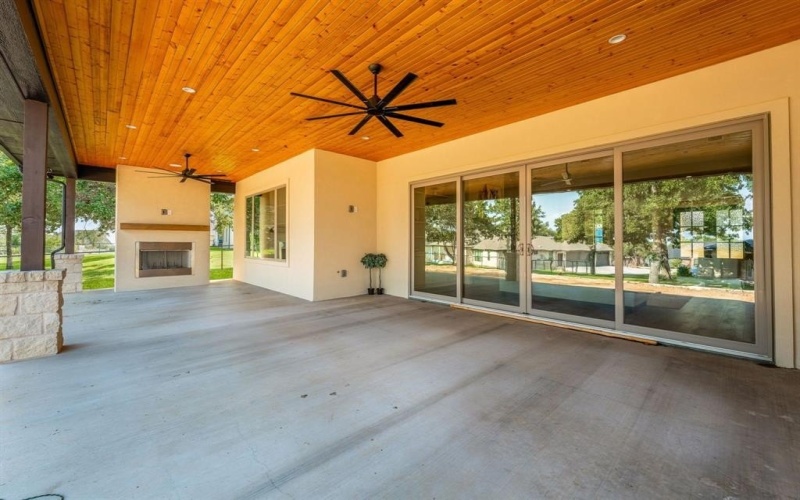 4009 Pinnacle Ridge, Granbury, TX 76049, 3 Bedrooms Bedrooms, ,3 BathroomsBathrooms,Residential,For Sale,4009 Pinnacle Ridge,20856795