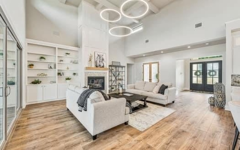 4009 Pinnacle Ridge, Granbury, TX 76049, 3 Bedrooms Bedrooms, ,3 BathroomsBathrooms,Residential,For Sale,4009 Pinnacle Ridge,20856795