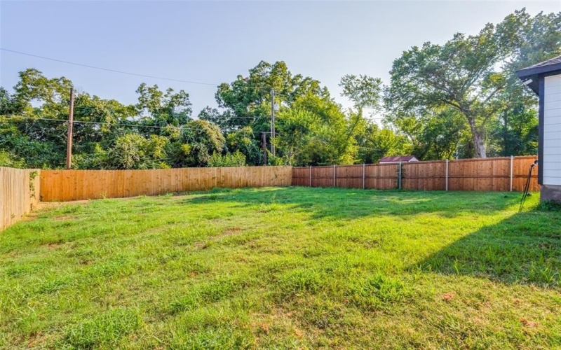 1209 W Johnson Street, Denison, TX 75020, 4 Bedrooms Bedrooms, ,2 BathroomsBathrooms,Residential Lease,For Rent,1209 W Johnson Street,20856796