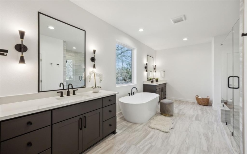 8635 Angora Street, Dallas, TX 75218, 4 Bedrooms Bedrooms, ,5 BathroomsBathrooms,Residential,For Sale,8635 Angora Street,20857142