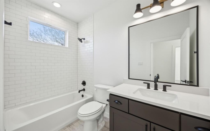 8635 Angora Street, Dallas, TX 75218, 4 Bedrooms Bedrooms, ,5 BathroomsBathrooms,Residential,For Sale,8635 Angora Street,20857142