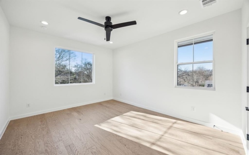 8635 Angora Street, Dallas, TX 75218, 4 Bedrooms Bedrooms, ,5 BathroomsBathrooms,Residential,For Sale,8635 Angora Street,20857142