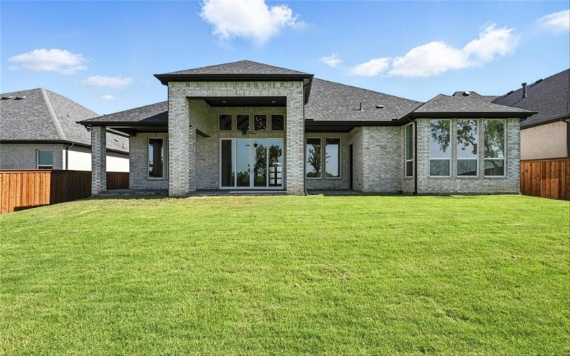 2024 Bonham Falls Drive, McKinney, TX 75071, 4 Bedrooms Bedrooms, ,5 BathroomsBathrooms,Residential,For Sale,2024 Bonham Falls Drive,20854714