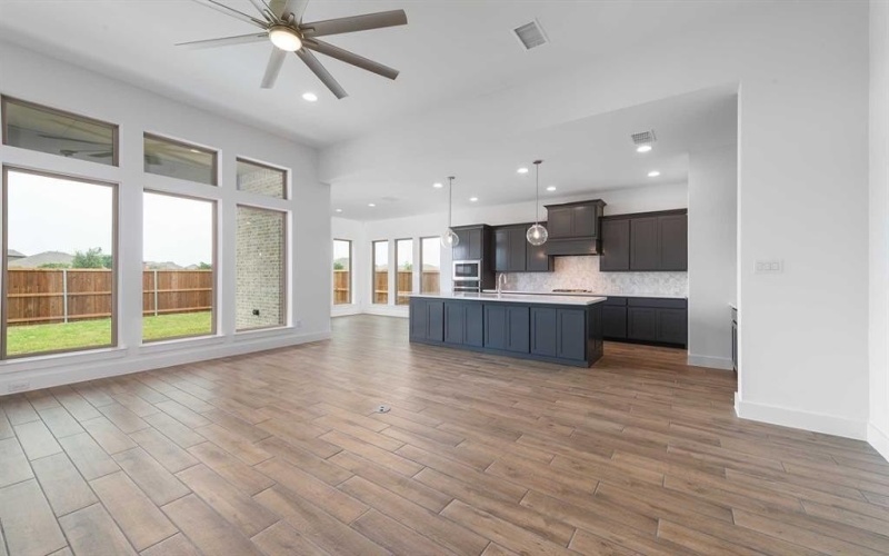 1606 Crestfallen Drive, Forney, TX 75126, 4 Bedrooms Bedrooms, ,3 BathroomsBathrooms,Residential,For Sale,1606 Crestfallen Drive,20854748