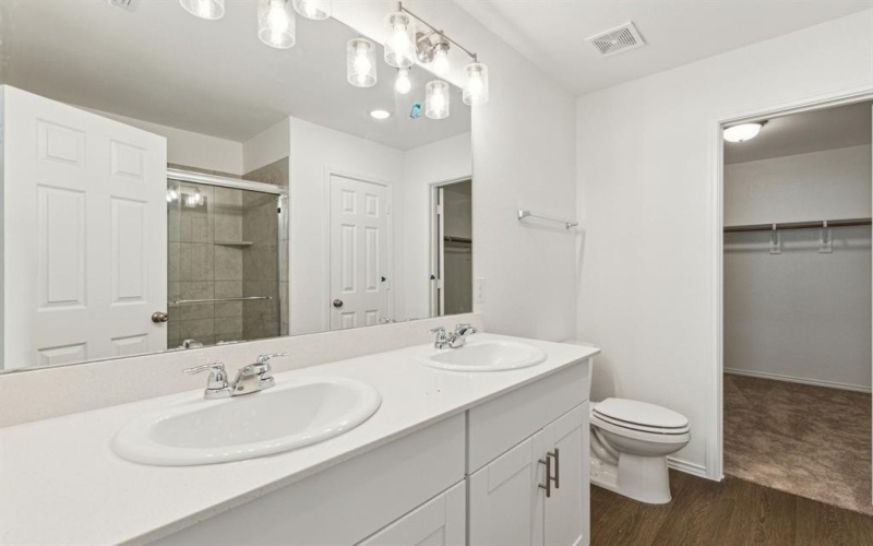 1009 Clear Dusk Lane, Forney, TX 75126, 4 Bedrooms Bedrooms, ,2 BathroomsBathrooms,Residential,For Sale,1009 Clear Dusk Lane,20854795