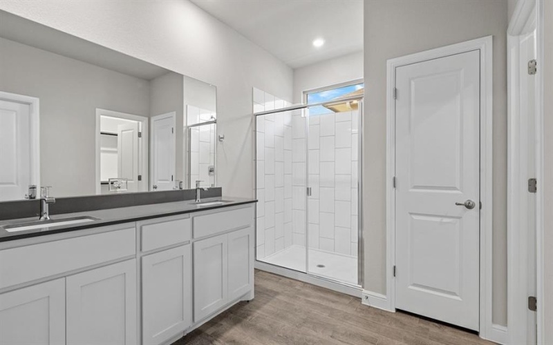 525 PICKETT CREEK Drive, Fort Worth, TX 76008, 5 Habitaciones Habitaciones , ,3 BañosBaños,Residential,En Venta,525 PICKETT CREEK Drive,20854855
