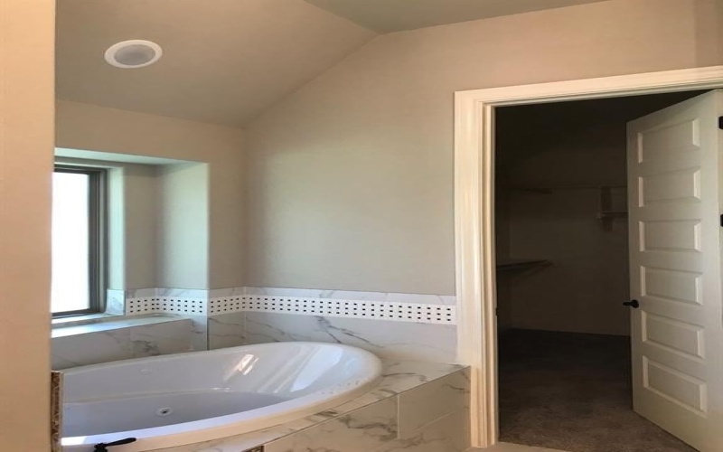 410 Virgo Court, Granbury, TX 76049, 3 Habitaciones Habitaciones , ,3 BañosBaños,Residential,En Venta,410 Virgo Court,20854877
