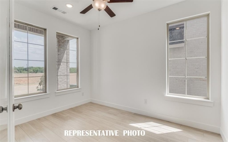 201 Lancaster Street, Mansfield, TX 76063, 4 Habitaciones Habitaciones , ,3 BañosBaños,Residential,En Venta,201 Lancaster Street,20854913