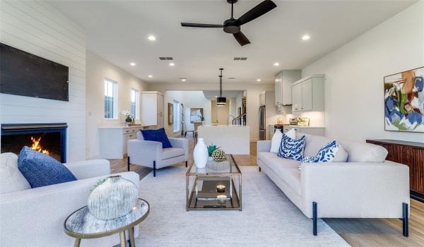5603 Santa Fe Avenue, Dallas, TX 75214, 3 Bedrooms Bedrooms, ,2 BathroomsBathrooms,Residential,For Sale,5603 Santa Fe Avenue,20855040