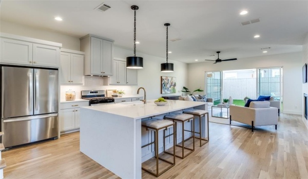 5603 Santa Fe Avenue, Dallas, TX 75214, 3 Bedrooms Bedrooms, ,2 BathroomsBathrooms,Residential,For Sale,5603 Santa Fe Avenue,20855040