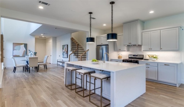 5603 Santa Fe Avenue, Dallas, TX 75214, 3 Bedrooms Bedrooms, ,2 BathroomsBathrooms,Residential,For Sale,5603 Santa Fe Avenue,20855040