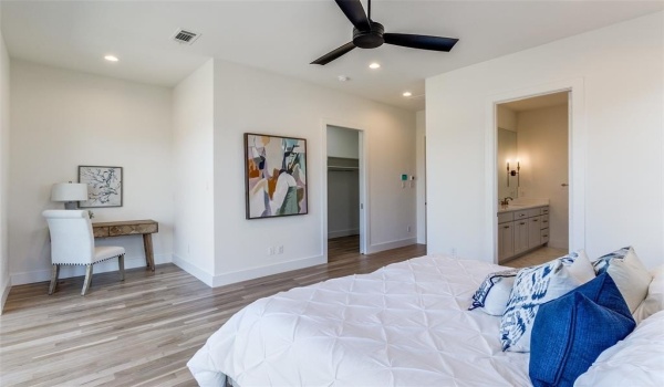 5603 Santa Fe Avenue, Dallas, TX 75214, 3 Bedrooms Bedrooms, ,2 BathroomsBathrooms,Residential,For Sale,5603 Santa Fe Avenue,20855040