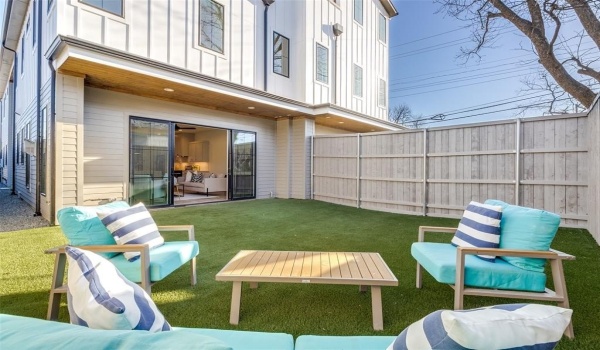 5603 Santa Fe Avenue, Dallas, TX 75214, 3 Bedrooms Bedrooms, ,2 BathroomsBathrooms,Residential,For Sale,5603 Santa Fe Avenue,20855040