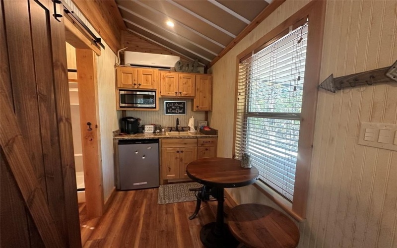 935 County Road 207, Hico, TX 76457, 21 Habitaciones Habitaciones , ,10 BañosBaños,Residential,En Venta,935 County Road 207,20855128