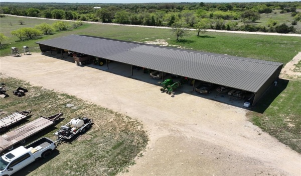 935 County Road 207, Hico, TX 76457, 21 Habitaciones Habitaciones , ,10 BañosBaños,Residential,En Venta,935 County Road 207,20855128