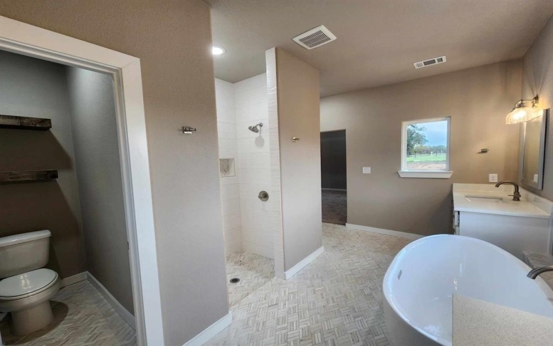 4140 FM 4, Cleburne, TX 76031, 4 Habitaciones Habitaciones , ,3 BañosBaños,Residential,En Venta,4140 FM 4,20855525