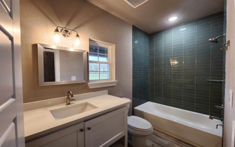 4140 FM 4, Cleburne, TX 76031, 4 Habitaciones Habitaciones , ,3 BañosBaños,Residential,En Venta,4140 FM 4,20855525