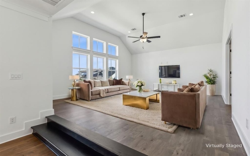 3879 Vase Vine Place, Frisco, TX 75033, 5 Bedrooms Bedrooms, ,5 BathroomsBathrooms,Residential,For Sale,3879 Vase Vine Place,20855579