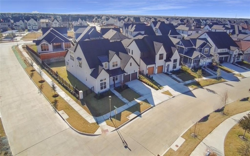3879 Vase Vine Place, Frisco, TX 75033, 5 Bedrooms Bedrooms, ,5 BathroomsBathrooms,Residential,For Sale,3879 Vase Vine Place,20855579