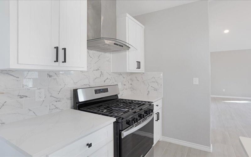 1007 E 1st Street, Mount Pleasant, TX 75455, 3 Bedrooms Bedrooms, ,2 BathroomsBathrooms,Residential,For Sale,1007 E 1st Street,20855859