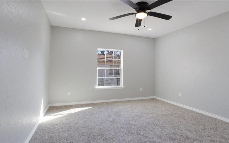 1007 E 1st Street, Mount Pleasant, TX 75455, 3 Bedrooms Bedrooms, ,2 BathroomsBathrooms,Residential,For Sale,1007 E 1st Street,20855859