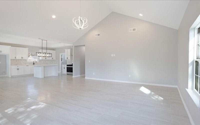 1007 E 1st Street, Mount Pleasant, TX 75455, 3 Bedrooms Bedrooms, ,2 BathroomsBathrooms,Residential,For Sale,1007 E 1st Street,20855859