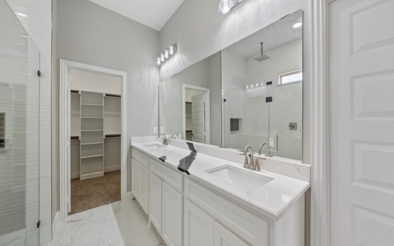 5133 E Holly, Crandall, TX 75114, 4 Bedrooms Bedrooms, ,5 BathroomsBathrooms,Residential,For Sale,5133 E Holly,20856090