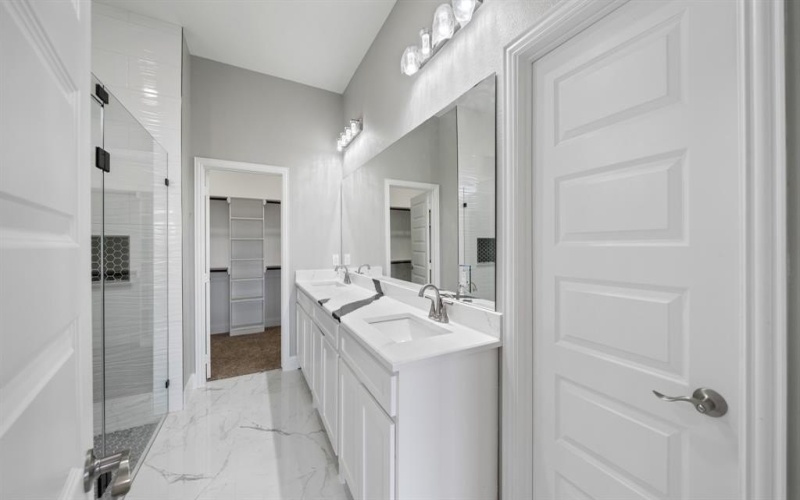 5133 E Holly, Crandall, TX 75114, 4 Bedrooms Bedrooms, ,5 BathroomsBathrooms,Residential,For Sale,5133 E Holly,20856090