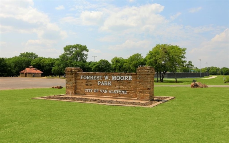 530 Red Barn Drive, Van Alstyne, TX 75495, 4 Bedrooms Bedrooms, ,3 BathroomsBathrooms,Residential,For Sale,530 Red Barn Drive,20856153