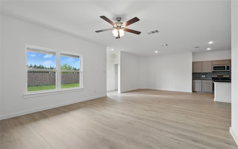 1021 Baker Bridge Drive, Forney, TX 75126, 4 Bedrooms Bedrooms, ,2 BathroomsBathrooms,Residential,For Sale,1021 Baker Bridge Drive,20856272