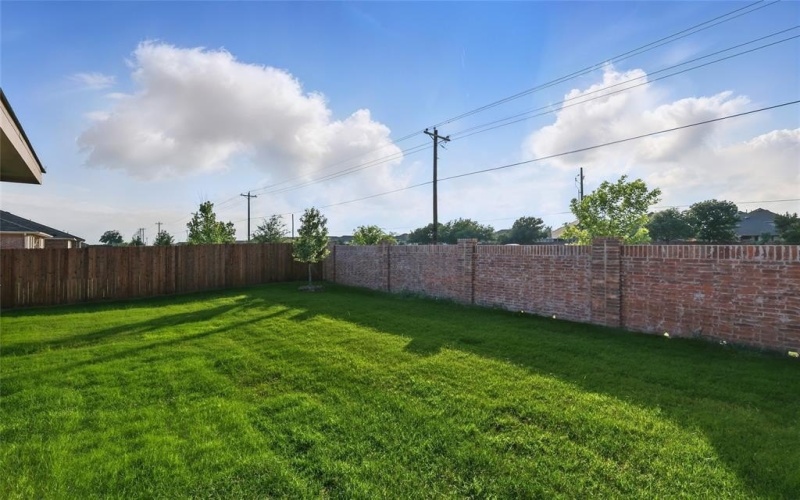 1021 Baker Bridge Drive, Forney, TX 75126, 4 Bedrooms Bedrooms, ,2 BathroomsBathrooms,Residential,For Sale,1021 Baker Bridge Drive,20856272