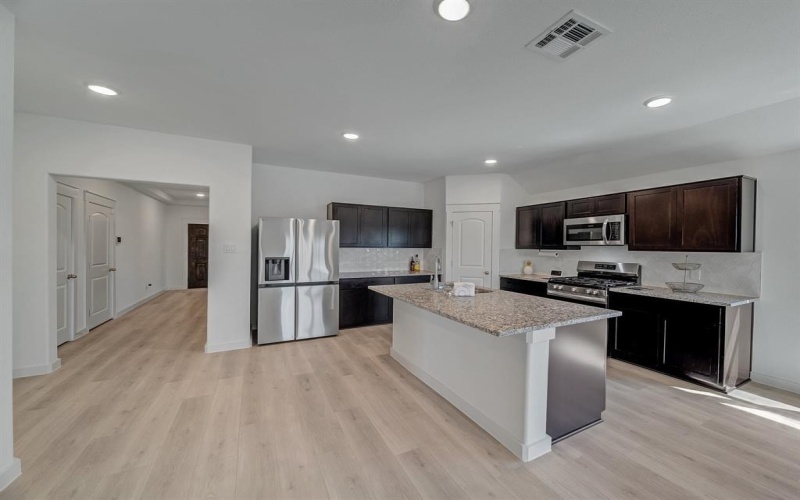 1774 Gleasondale Place, Forney, TX 75126, 4 Bedrooms Bedrooms, ,2 BathroomsBathrooms,Residential,For Sale,1774 Gleasondale Place,20856422