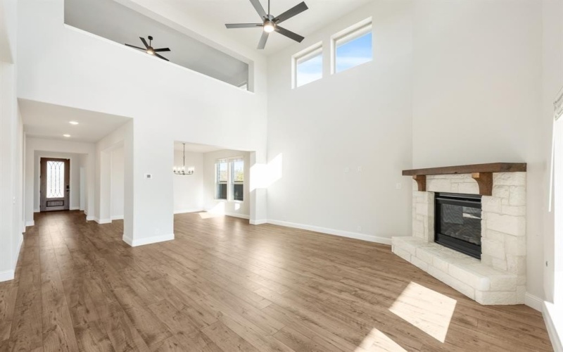 1244 Amberwood Lane, Red Oak, TX 75154, 5 Habitaciones Habitaciones , ,5 BañosBaños,Residential,En Venta,1244 Amberwood Lane,20860040