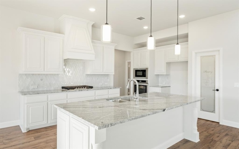 1244 Amberwood Lane, Red Oak, TX 75154, 5 Habitaciones Habitaciones , ,5 BañosBaños,Residential,En Venta,1244 Amberwood Lane,20860040