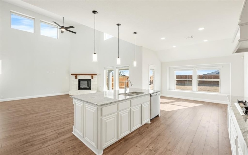 1244 Amberwood Lane, Red Oak, TX 75154, 5 Habitaciones Habitaciones , ,5 BañosBaños,Residential,En Venta,1244 Amberwood Lane,20860040