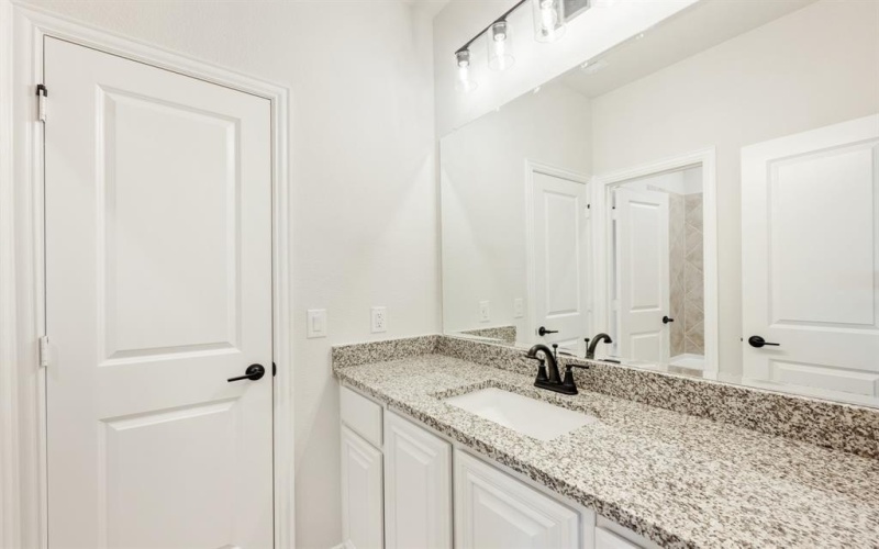 1244 Amberwood Lane, Red Oak, TX 75154, 5 Habitaciones Habitaciones , ,5 BañosBaños,Residential,En Venta,1244 Amberwood Lane,20860040