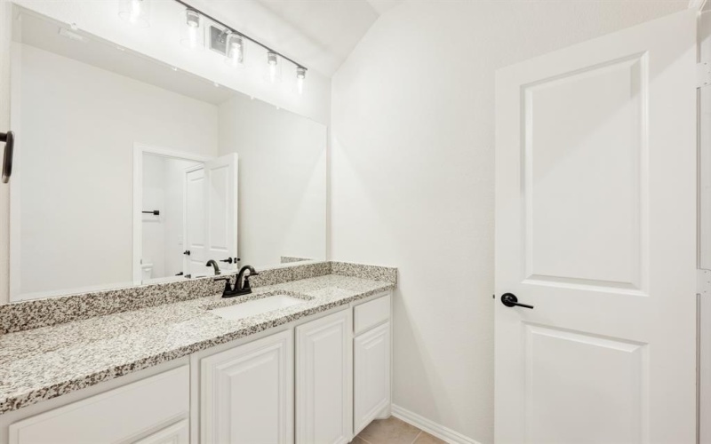 1244 Amberwood Lane, Red Oak, TX 75154, 5 Habitaciones Habitaciones , ,5 BañosBaños,Residential,En Venta,1244 Amberwood Lane,20860040