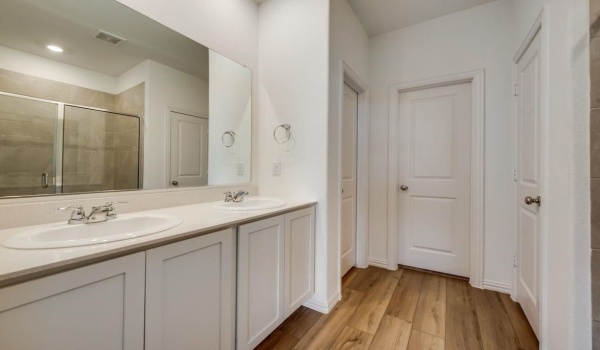 201 Hazlenut Drive, Azle, TX 76020, 3 Bedrooms Bedrooms, ,2 BathroomsBathrooms,Residential,For Sale,201 Hazlenut Drive,20860196