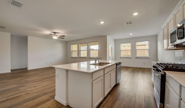 201 Hazlenut Drive, Azle, TX 76020, 3 Bedrooms Bedrooms, ,2 BathroomsBathrooms,Residential,For Sale,201 Hazlenut Drive,20860196
