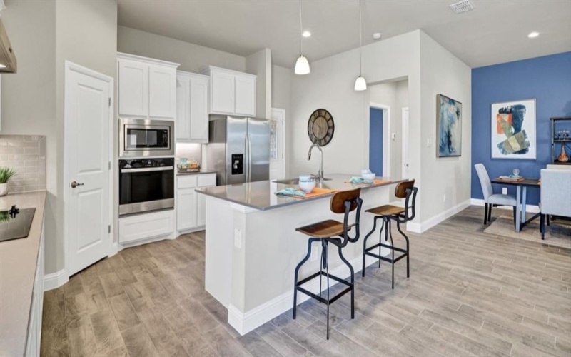 1311 SPEERS Drive, Mansfield, TX 76063, 4 Habitaciones Habitaciones , ,2 BañosBaños,Residential,En Venta,1311 SPEERS Drive,20860316