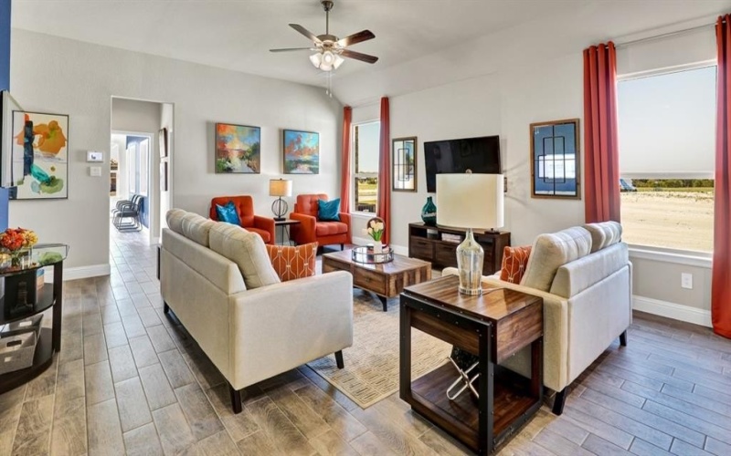 1311 SPEERS Drive, Mansfield, TX 76063, 4 Habitaciones Habitaciones , ,2 BañosBaños,Residential,En Venta,1311 SPEERS Drive,20860316