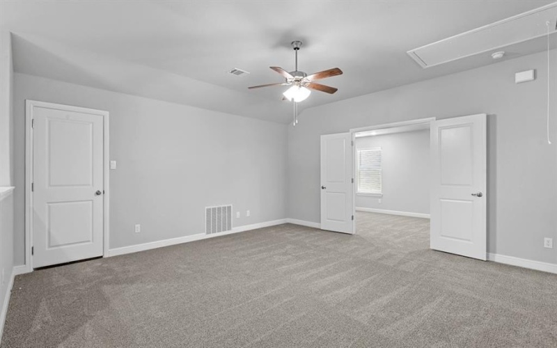 1301 SPEERS Drive, Mansfield, TX 76063, 5 Bedrooms Bedrooms, ,3 BathroomsBathrooms,Residential,For Sale,1301 SPEERS Drive,20860332